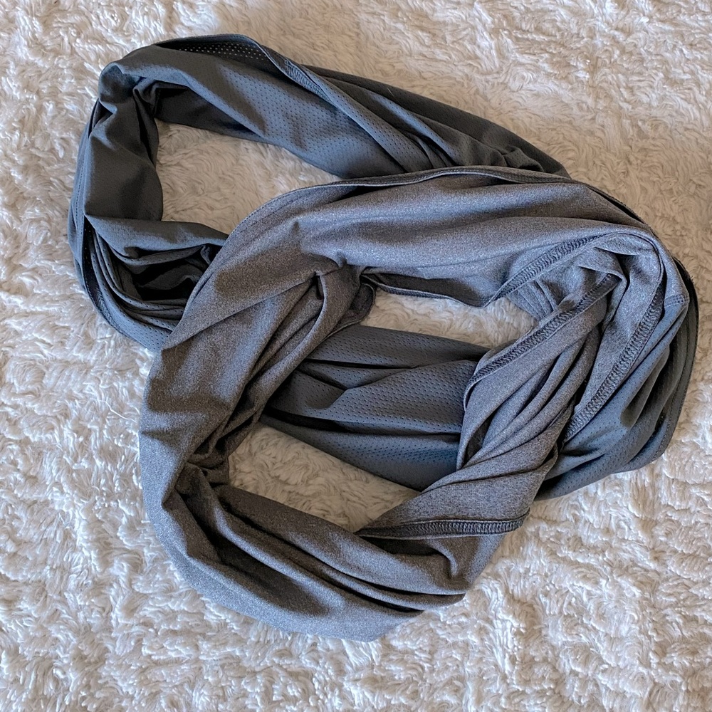 Athletic Scarf